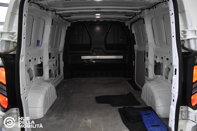 FORD Transit Custom 320 2.0 EcoBlue 136CV aut. AWD PC Furg. Trend